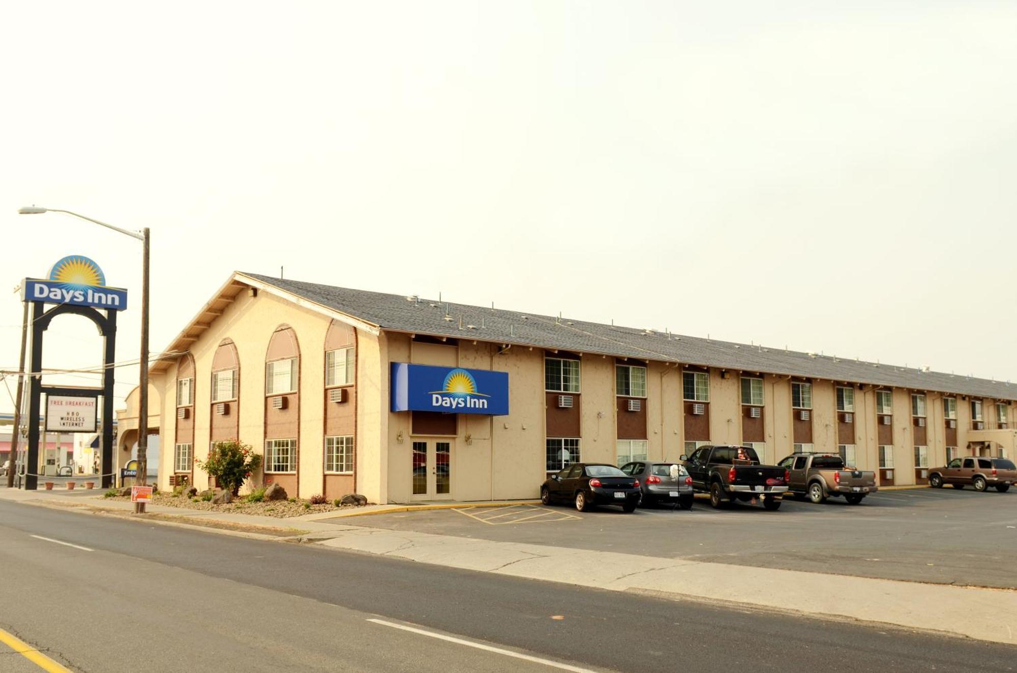 Days Inn By Wyndham Yakima Buitenkant foto